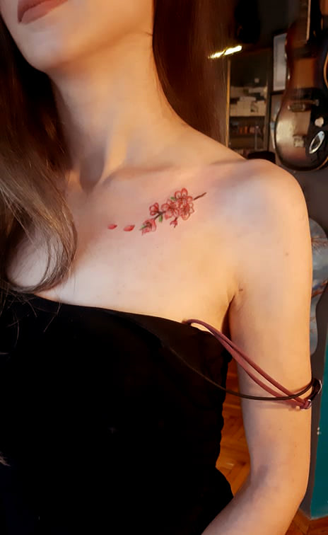 tattoo kadıköy istanbul tatto kalıcı dövme ressam cicek kADIN